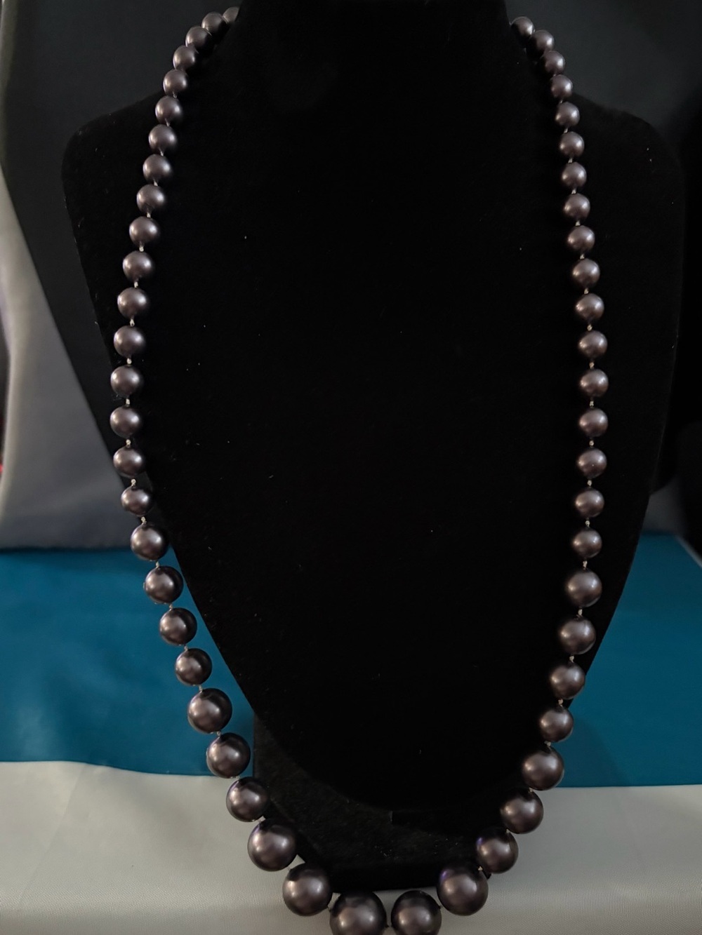 Classic Purple/Grey Pearl Beaded Necklace - Unbranded